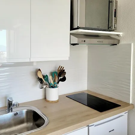 T2 Moderne - Parking - Clim - 2eme Etage Avec Ascenseur - 4 Pers - Fr-1-794-136 * Canet-en-Roussillon